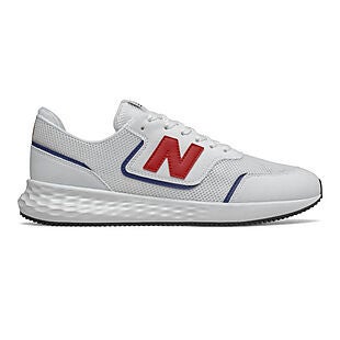 deals on sports shoes