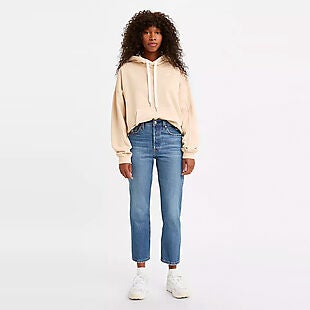 Extra 40% Off Jeans at Levi's