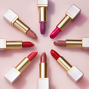 Elizabeth Arden: 40% Off Lipsticks