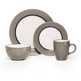 16pc Pfaltzgraff Dinnerware Set $48