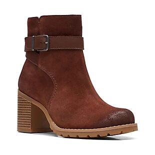 clarks discounts