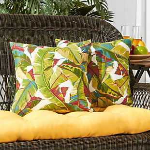 2pk Tropical Outdoor Throw Pillows $26