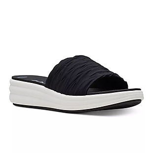 Up to 55% Off Clarks Sandals