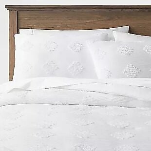 Tufted Queen Comforter Set $22 Shipped