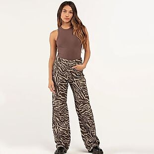 Tillys: Up to 70% Off Clearance