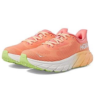 Hoka Arahi 7 Shoes $116