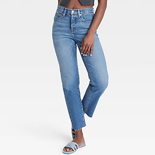 Universal Thread Mid-Rise Ankle Jeans $16