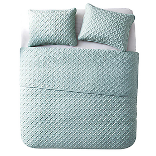 3-Piece Queen Quilt Set $21