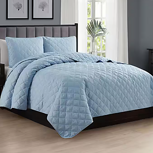 3-Piece King Quilt Set $21