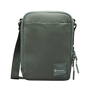 lululemon Crossbody $29