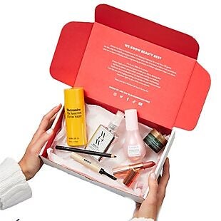 Allure Beauty Box $15 + Free Gift