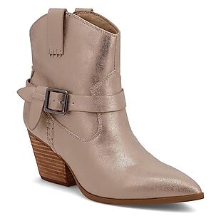 Zappos: Women's Footwear under $50