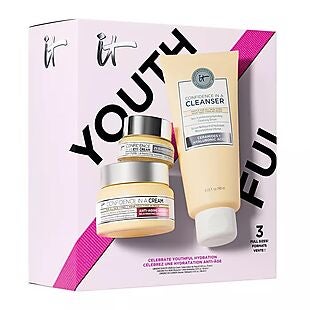 Macy's: Up to 50% Off Beauty Sets