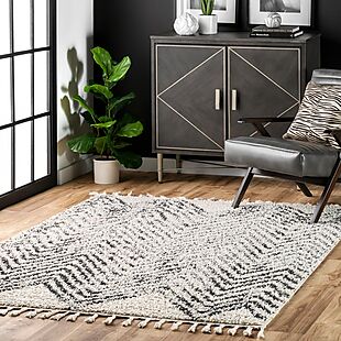 Up to 85% Off Area Rugs