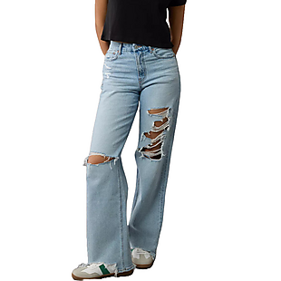 American Eagle: Up to 40% Off Jeans