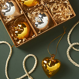 Anthropologie: 50% Off Holiday Decor