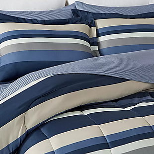 8pc Reversible Comforter Set $30