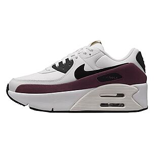 Nike: Up to 40% Off Shoes & Apparel