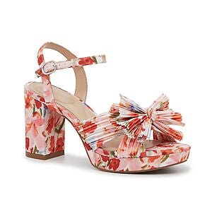 Up to 35% Off Sandals at DSW