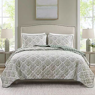 Reversible Spring Quilt Sets $35