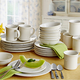 25-50% Off Pfaltzgraff Dinnerware