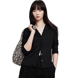 Banana Republic Ribbed Resort Shirt $20
