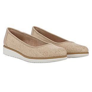 Naturalizer: Up to 50% Off Summer Styles