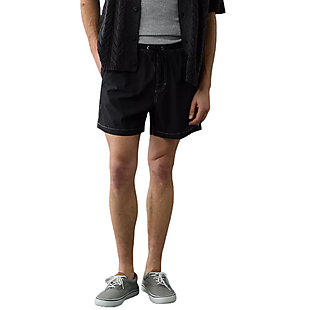 American Eagle: Up to 50% Off Shorts
