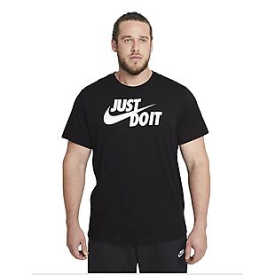 Up to 35% Off Nike Tops & T-Shirts