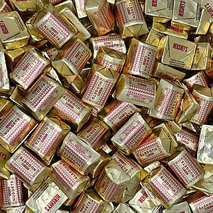 5lb Hershey's Nuggets with Almonds $20
