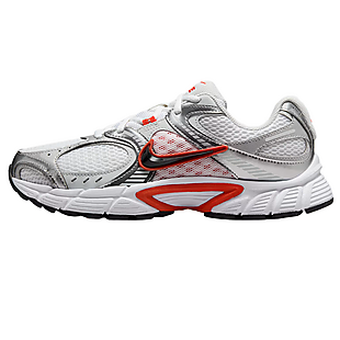 Nike Women's V5 RNR Shoes $64