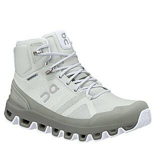 Up to 55% Off On Running & Hoka Shoes
