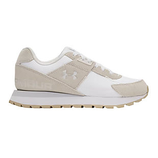 UA Essential Runners $32