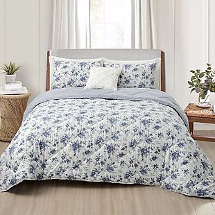 4pc Queen Comforter Set $36