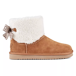 Earth Cozy Bow-Back Boots $28