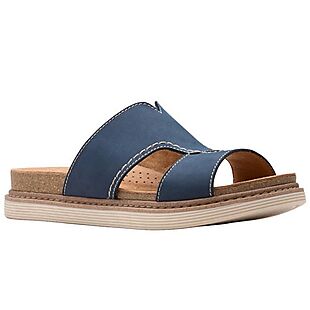 60% Off Clarks Sandals & Shoes