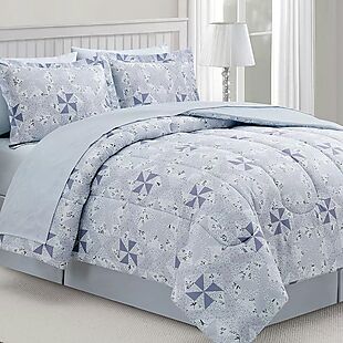 8pc Queen Comforter Set $30
