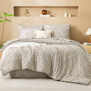 7pc Queen Textured Bedding Set $40