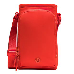 lululemon Water Bottle Crossbody $34